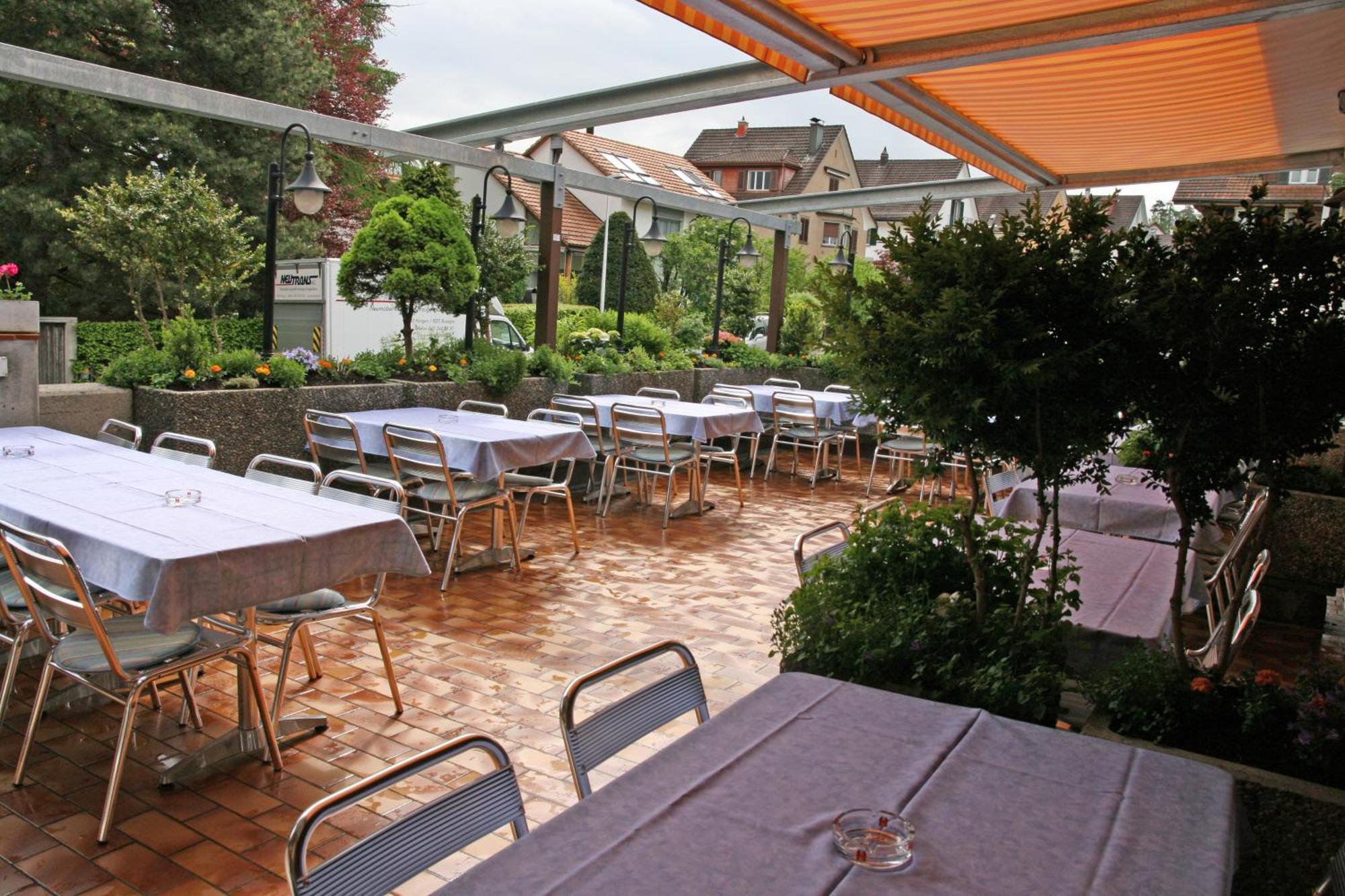 Hotel Glaernisch Hof Horgen Bagian luar foto