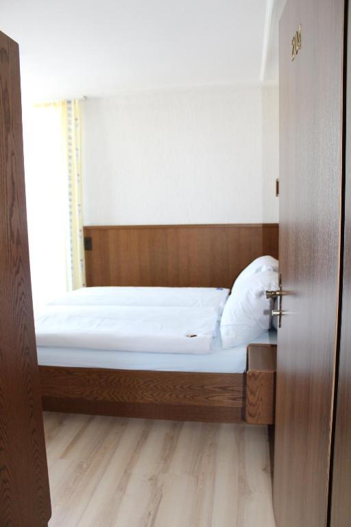 Hotel Glaernisch Hof Horgen Ruang foto