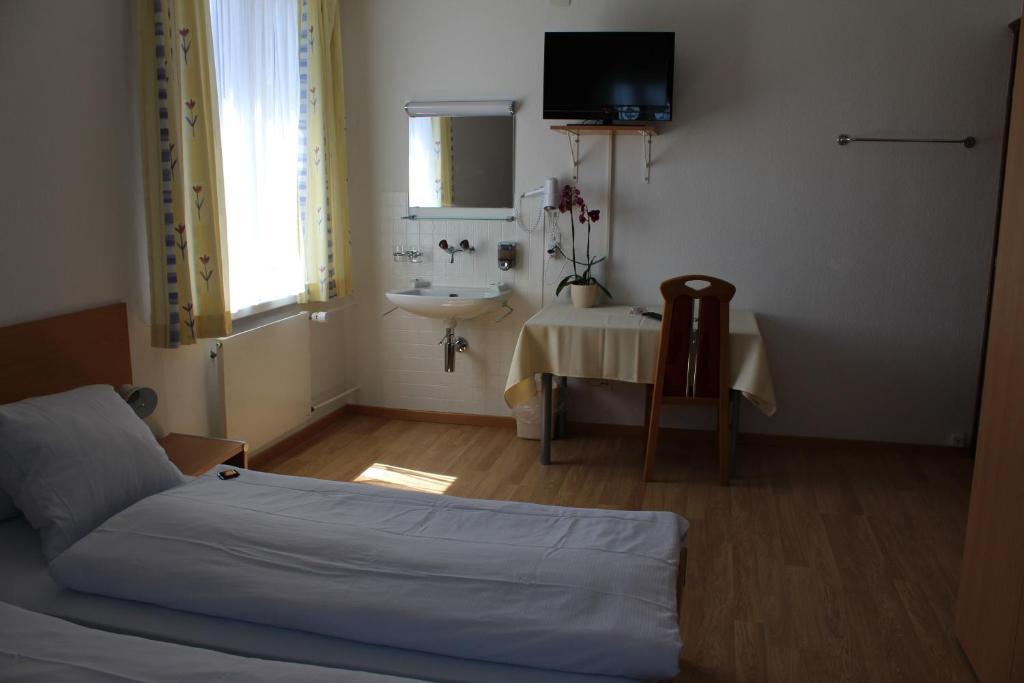 Hotel Glaernisch Hof Horgen Ruang foto